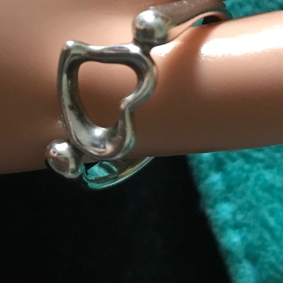 Tiffany & Co. Jewelry - TIFFANY’s Classic sterling silver heart ring